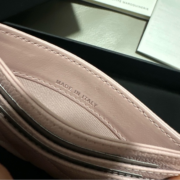 CHANEL CLASSIC CARD HOLDER - Picture 6 of 10